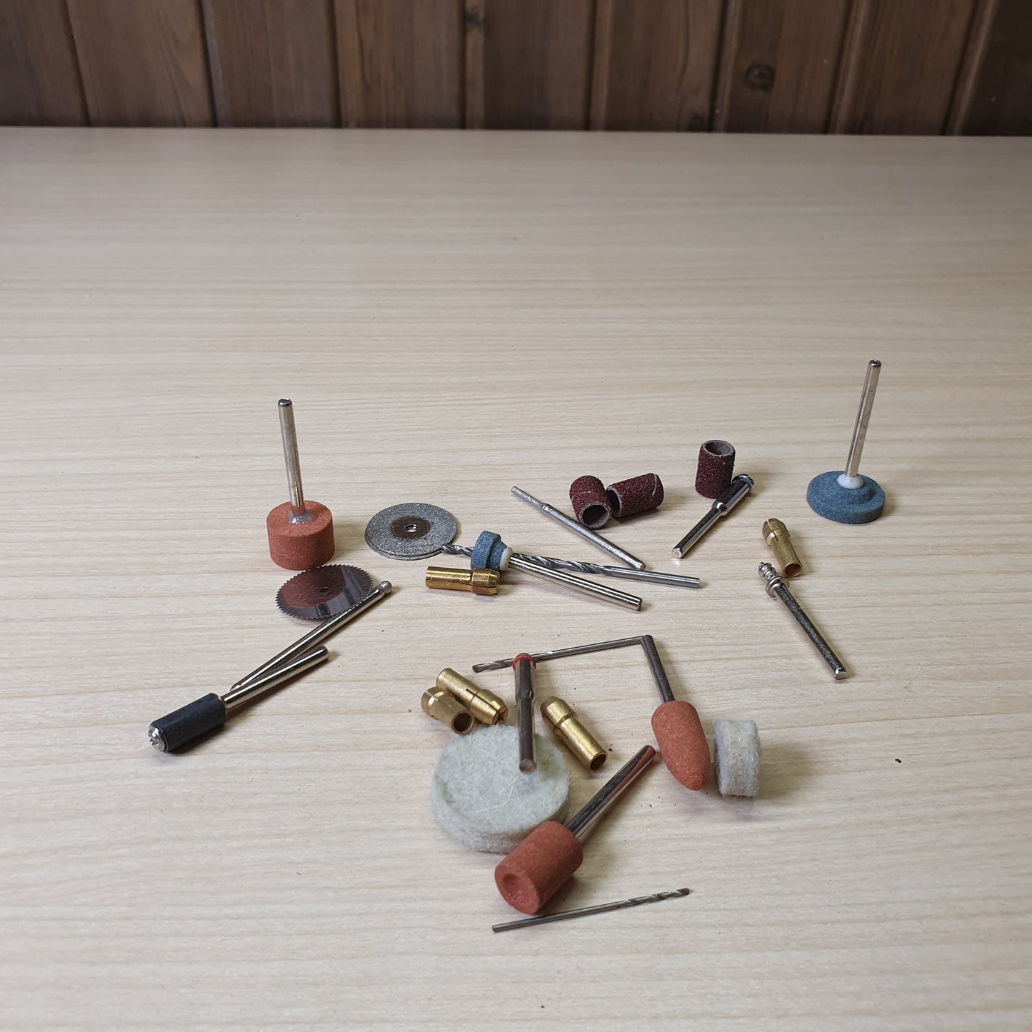 Grinding, polishing, cutting, and engraving with a rotary tool #6872