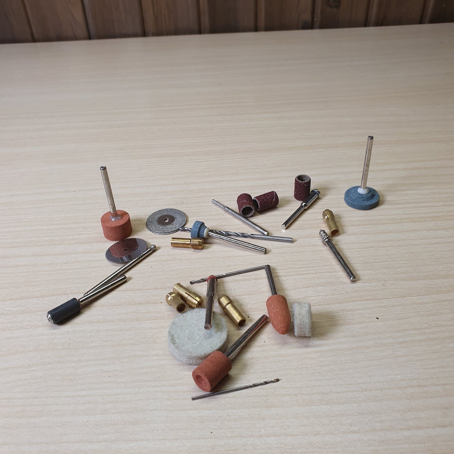 Grinding, polishing, cutting, and engraving with a rotary tool #6872