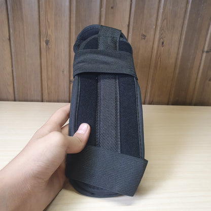 Medical brace designed to support a joint like the wrist, forearm, or knee. #6558