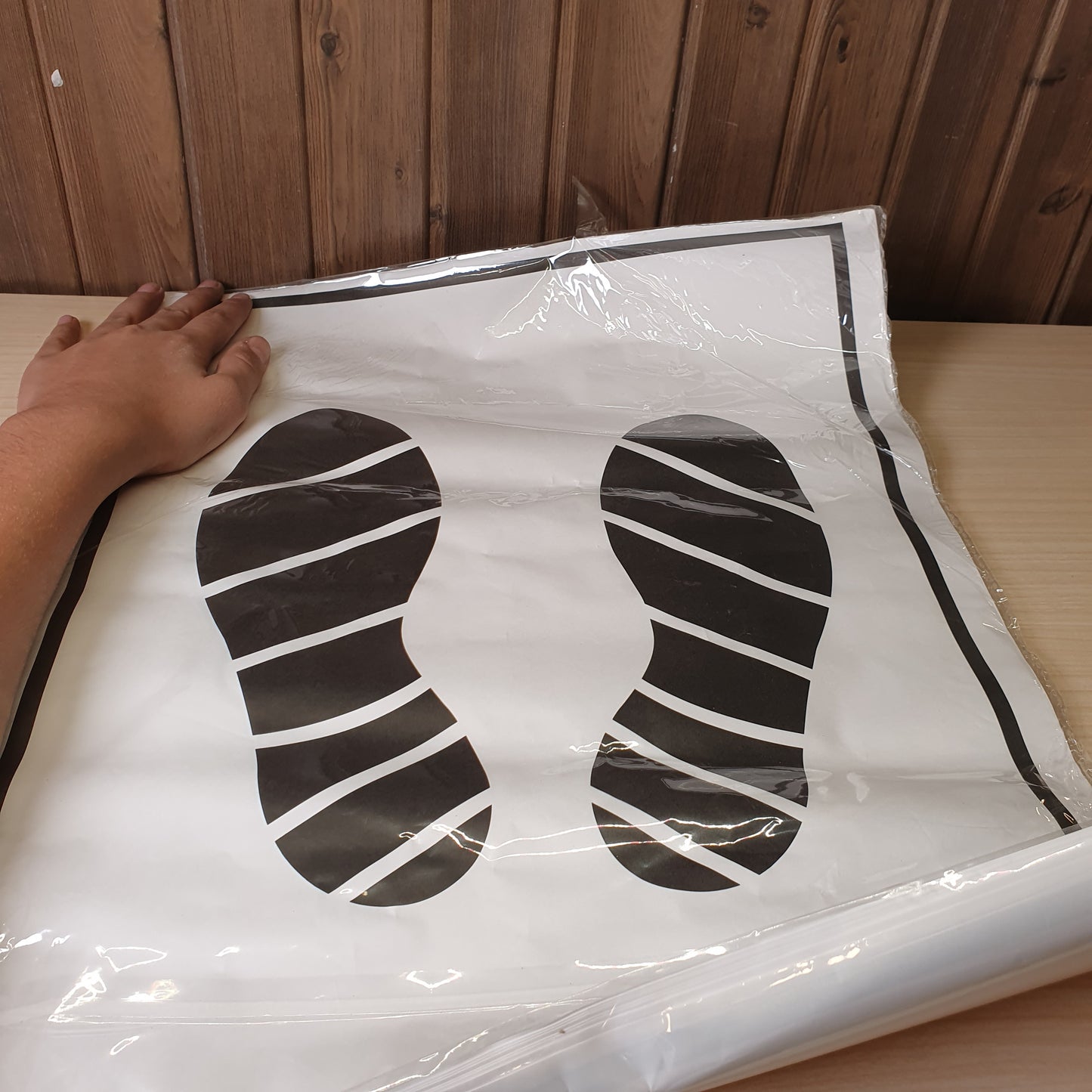 Disposable, protective paper floor mat#6951