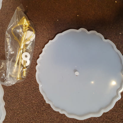 silicone mold set used to create a 3-tier tray, often for cake stands or fruit plates. #6798