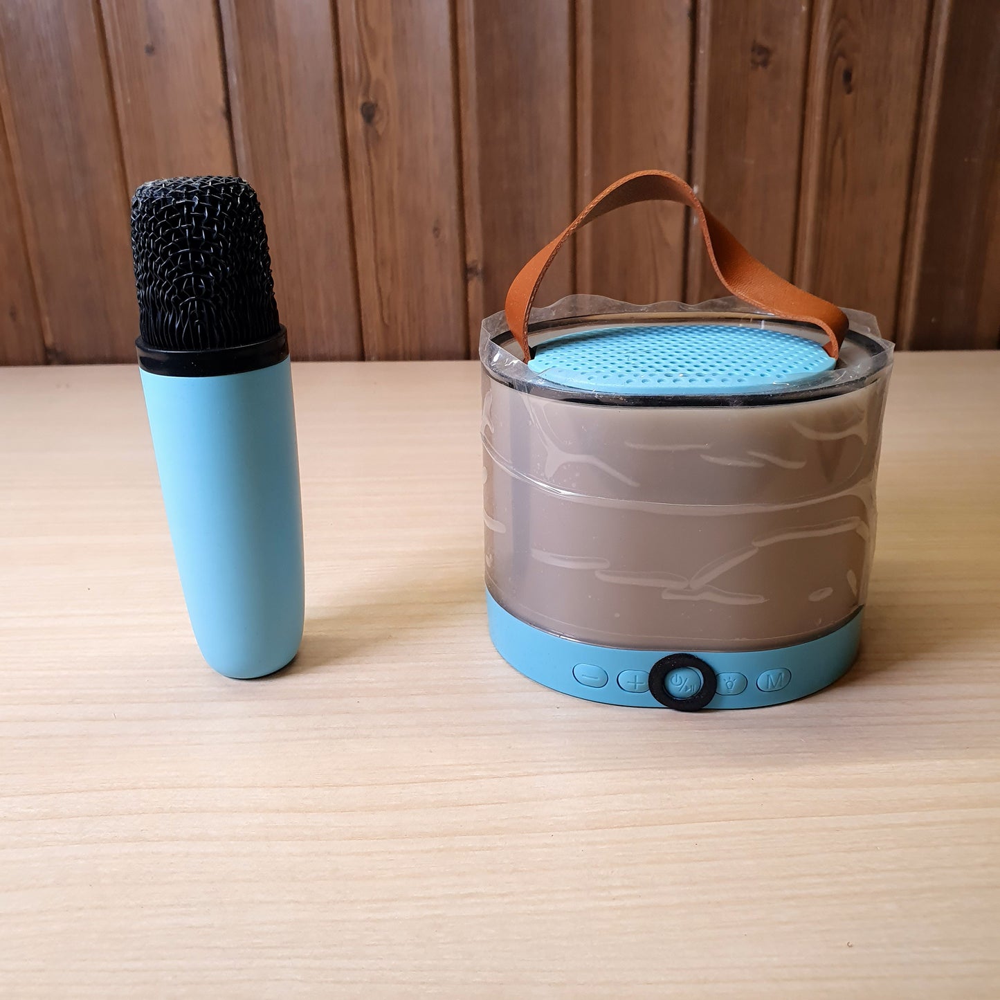 Smart Portable Speaker With Mic #8261