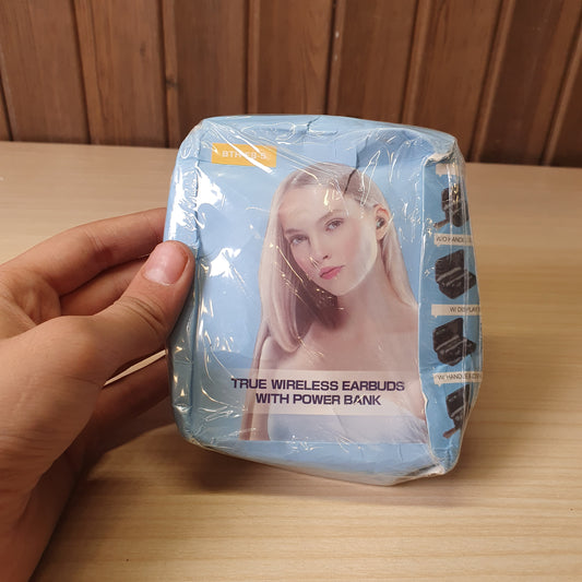 Earbuds With Powerbank #8185