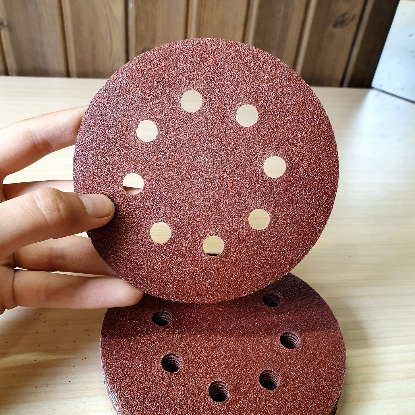 5-inch, 8-hole aluminum oxide sanding discs designed for use with random orbital sanders. #6535
