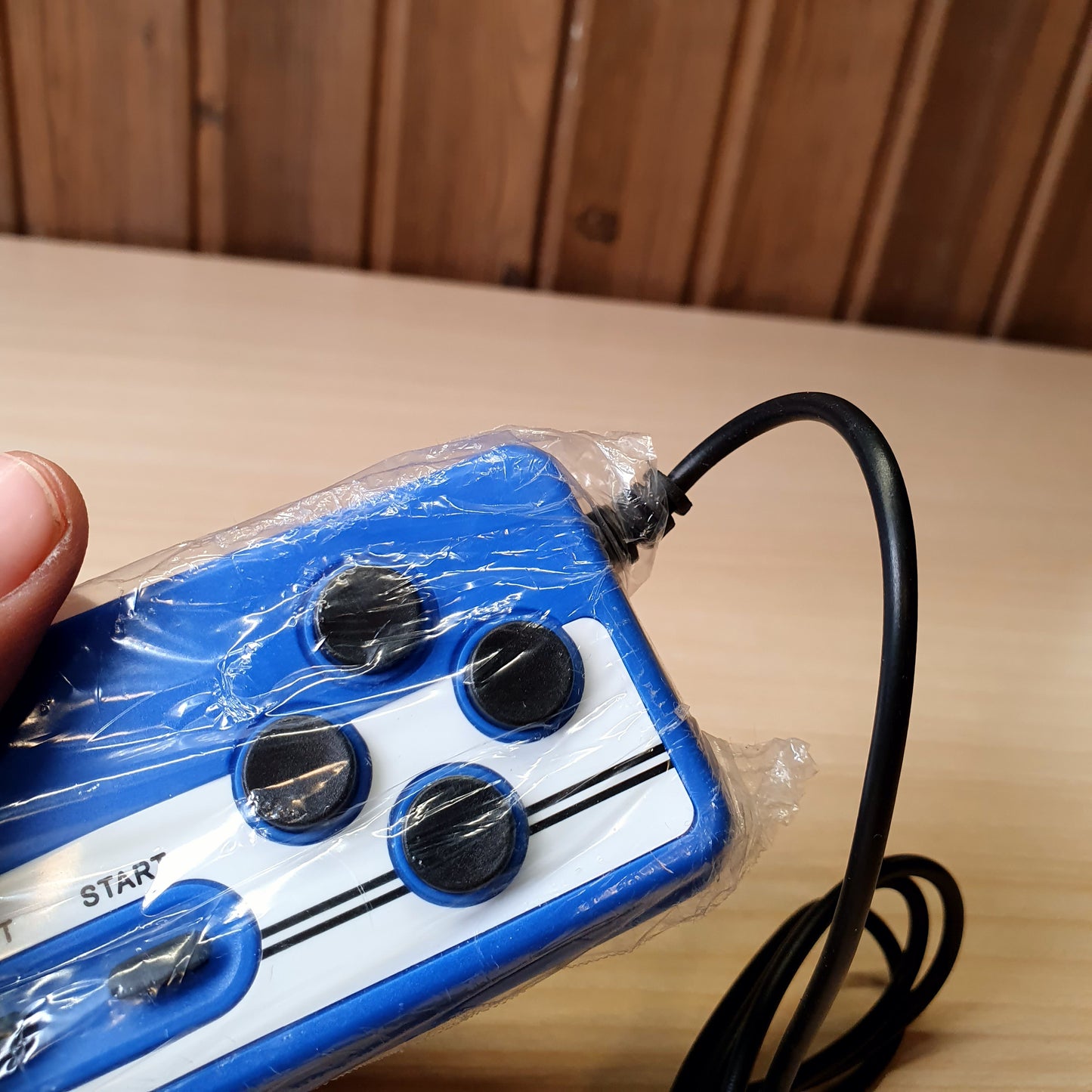 Retro-style wired joystick for handheld game consoles, often referred to as a "Sup" or "FC" controller #8176
