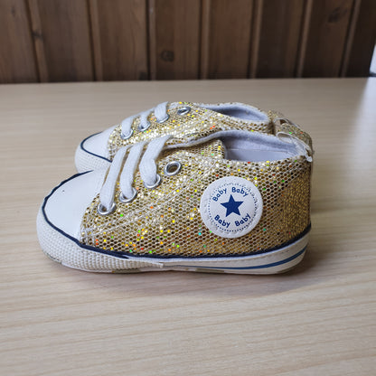 Kids shoes Size 2 #8384