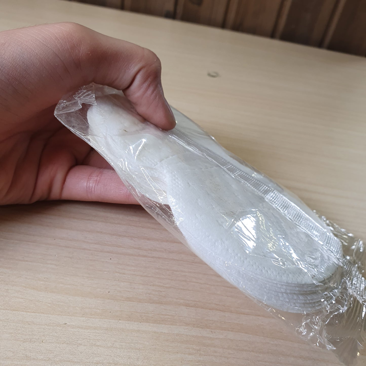 Disposable, non-woven cotton underarm sweat pads #8548