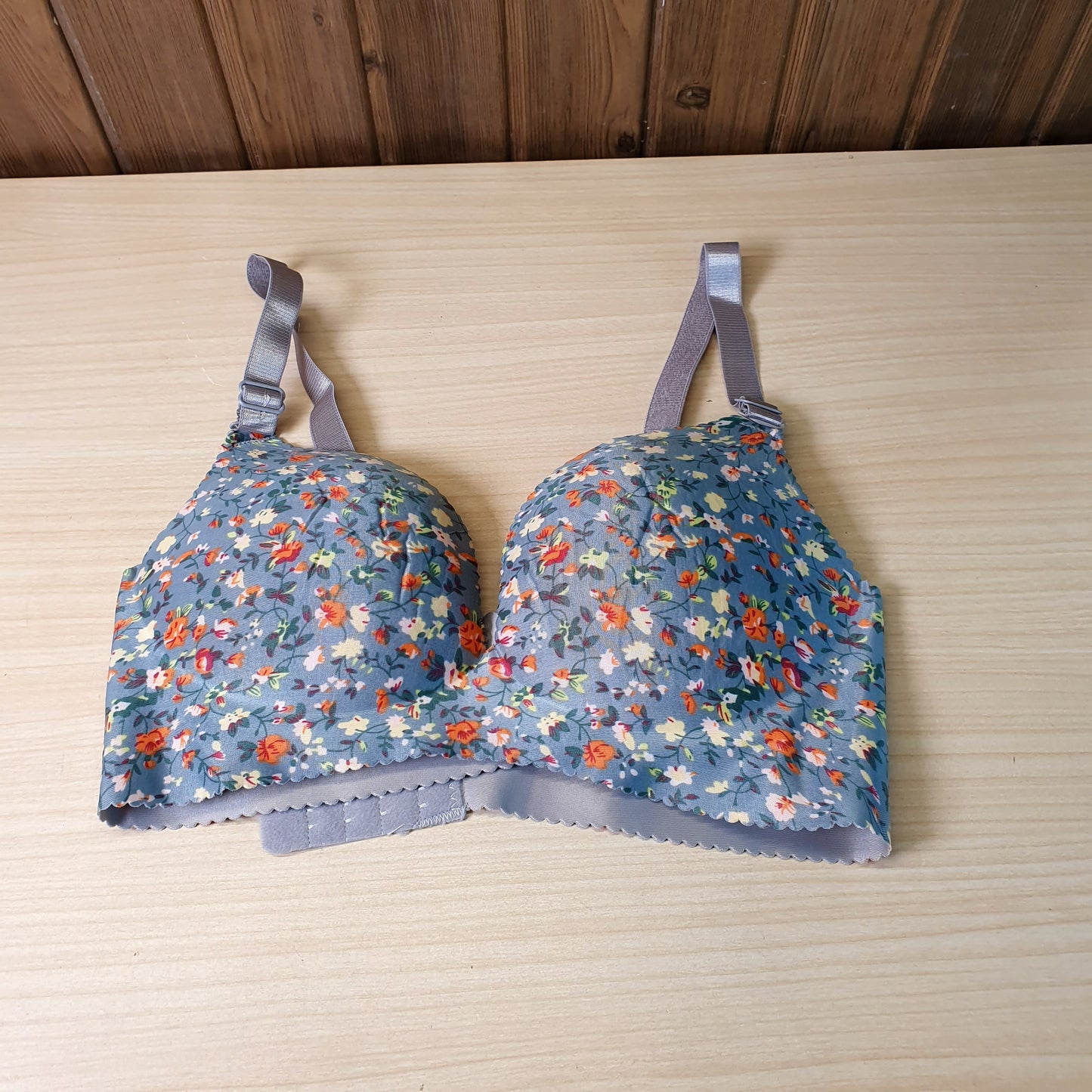 Ladies Undergarments Size 32 #9002
