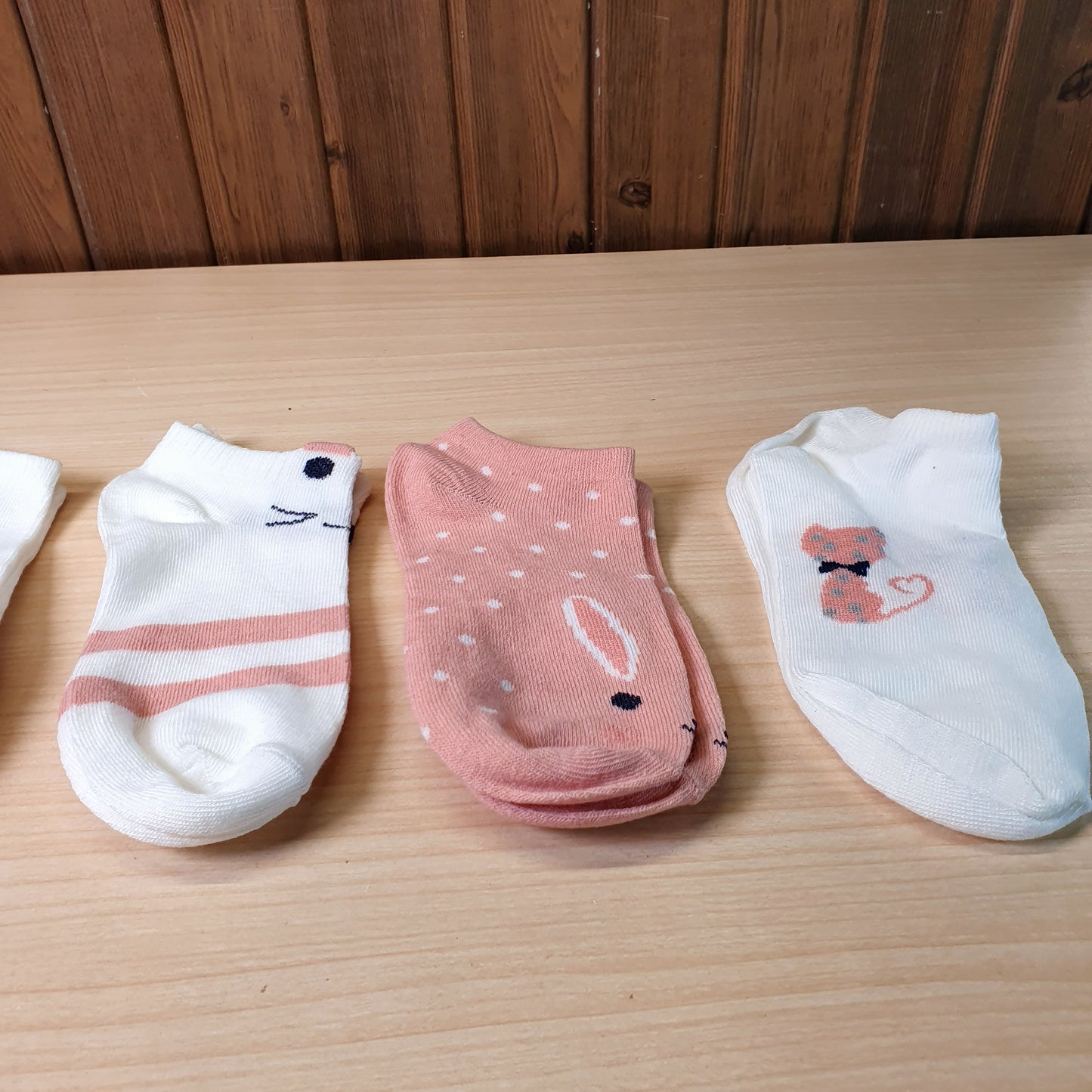 5 Pairs Of Socks #9050