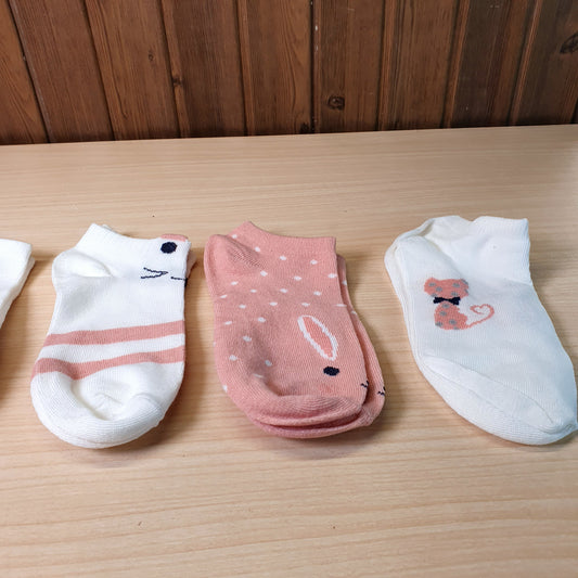 5 Pairs Of Socks #9050