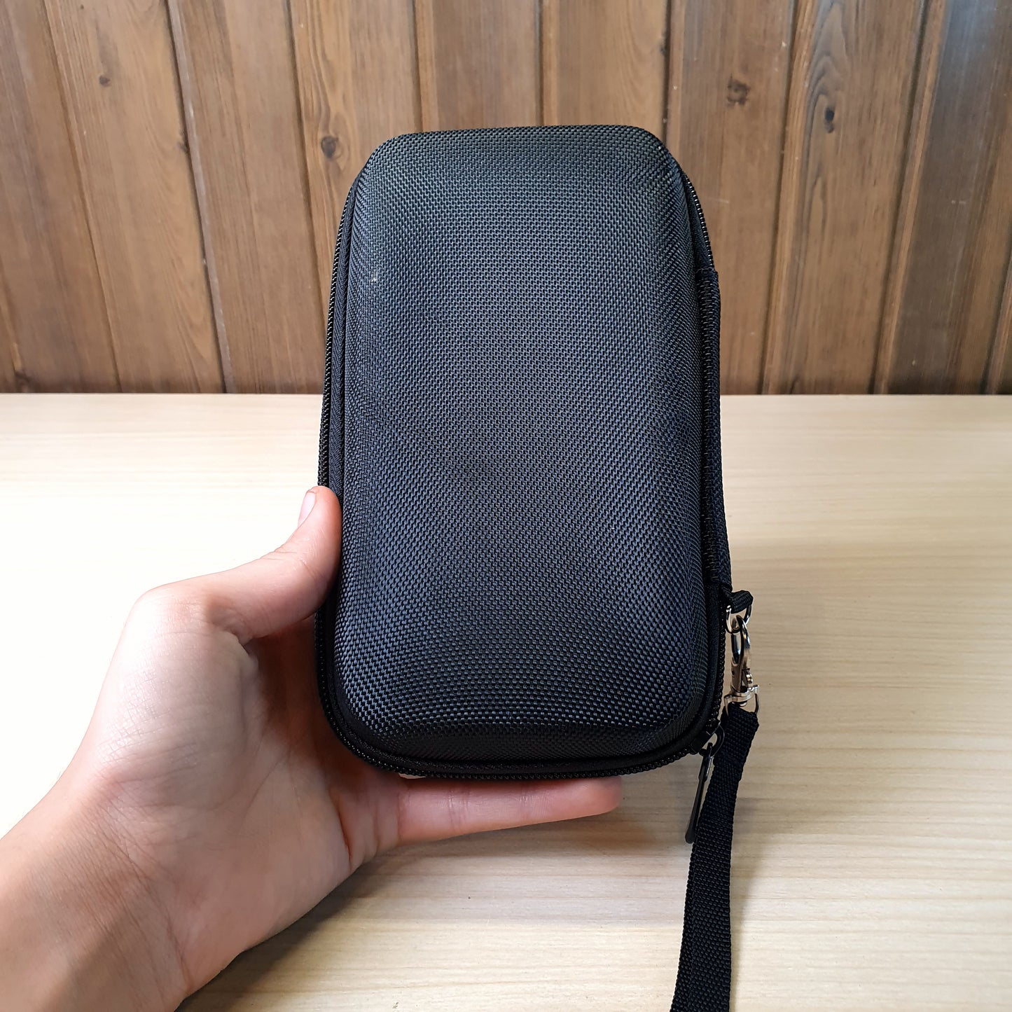 Zippered, hard-shell EVA case #9123