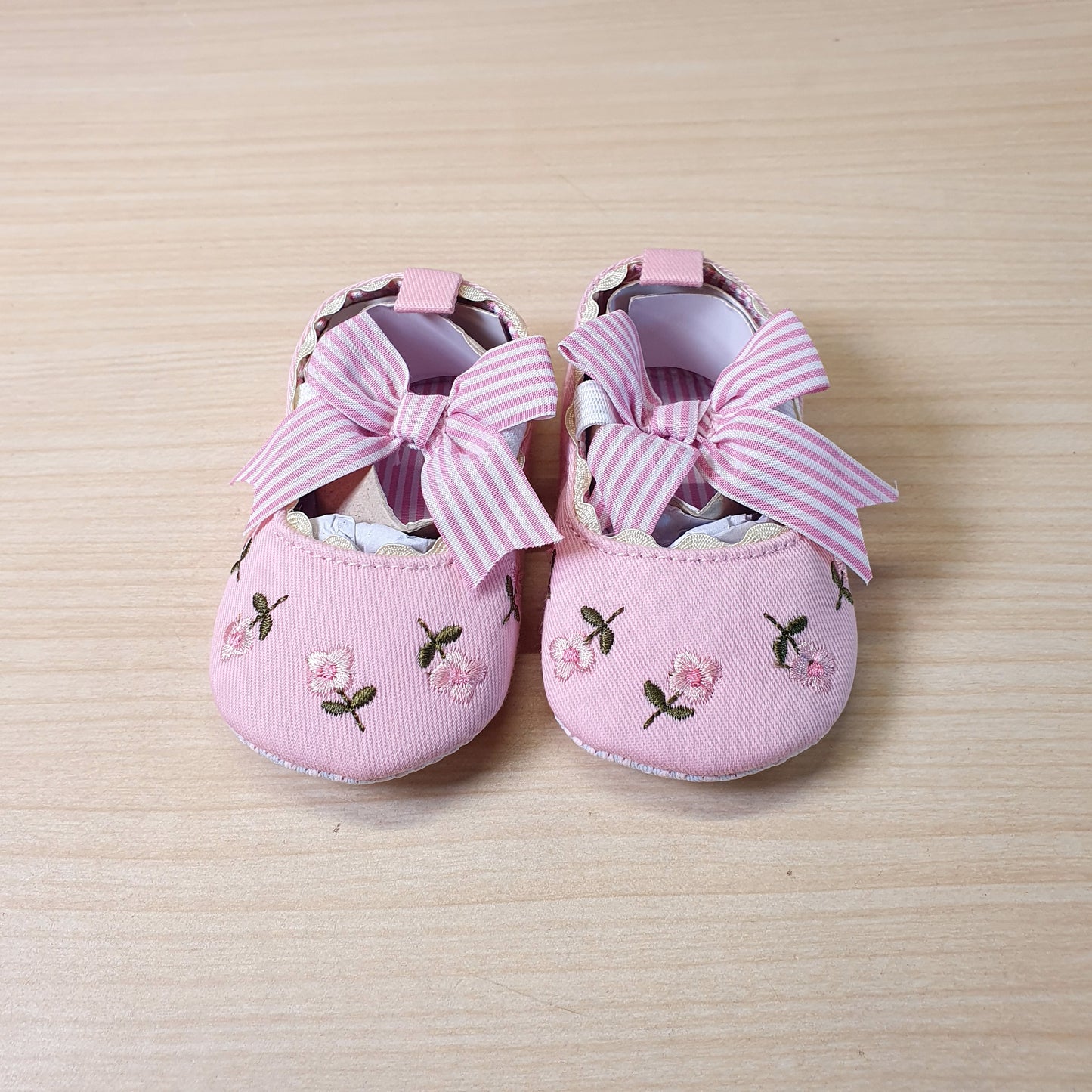 Baby Shoes #9012