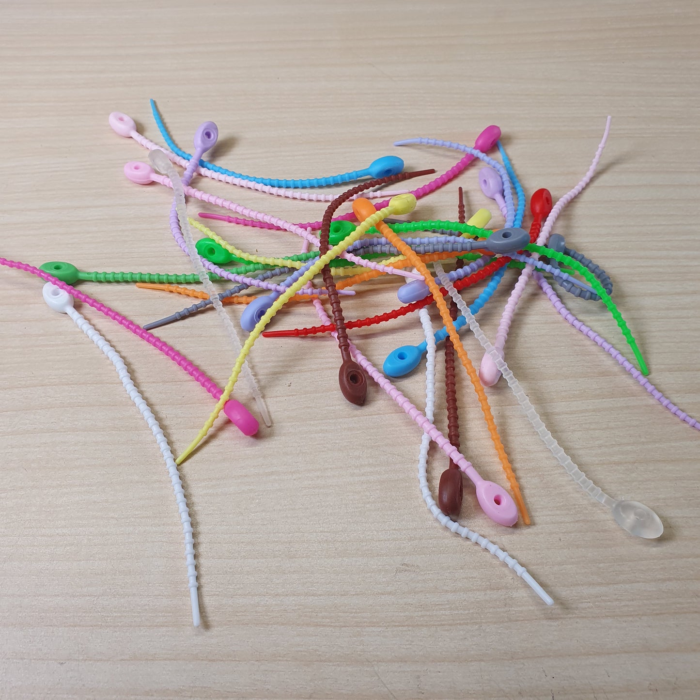 Lot Silicone Reusable Bag Ties Twist Wire Fasten Cable Zip Tie Headset Data Line Wire Universal Tie #9181