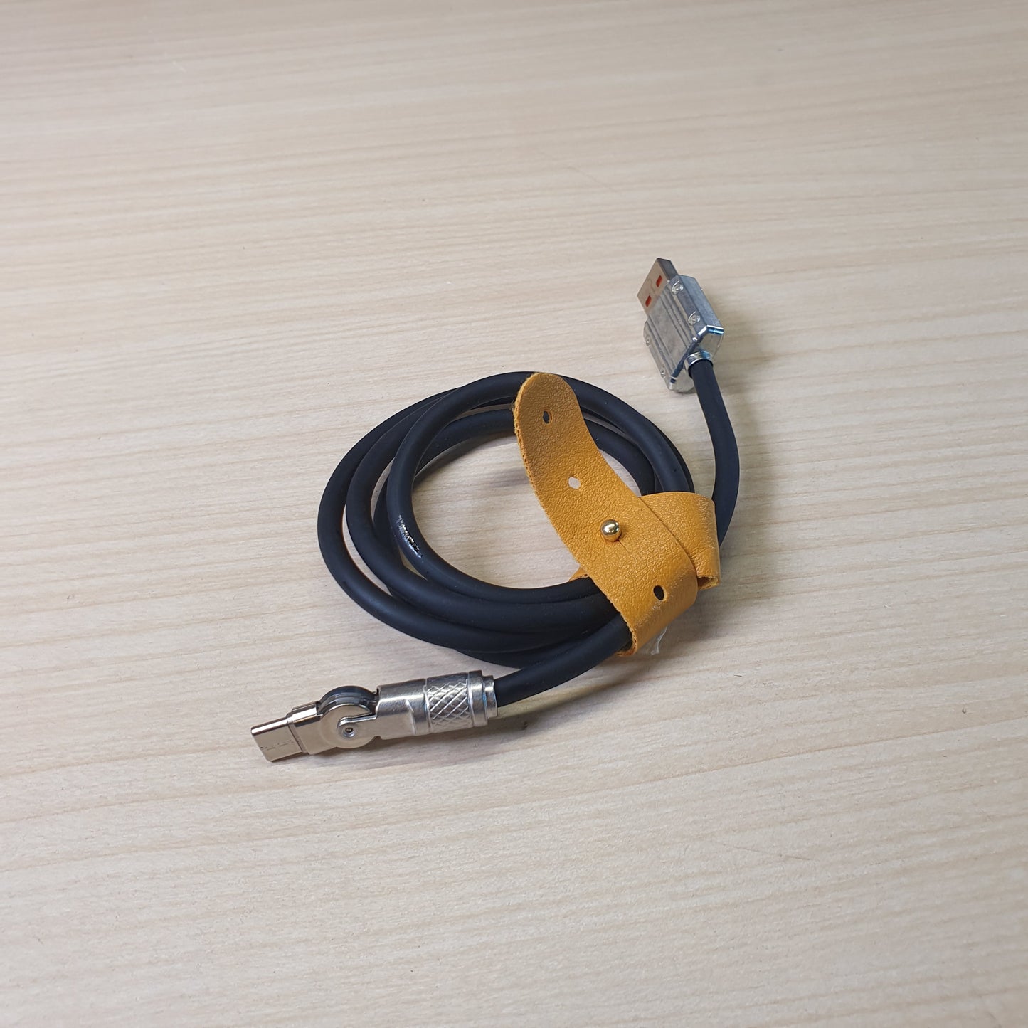 Moveable Type c Cable #9144