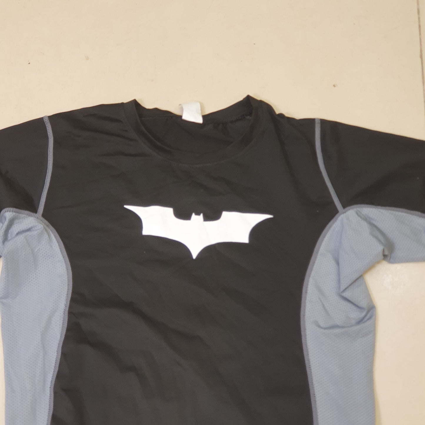 ShadowWear™ Batman compression shirt Size xl #9213