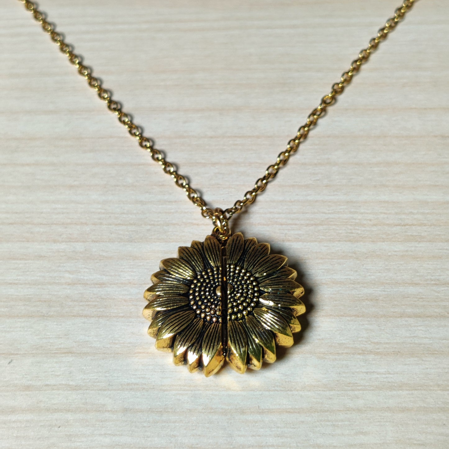 Beautiful necklace #241