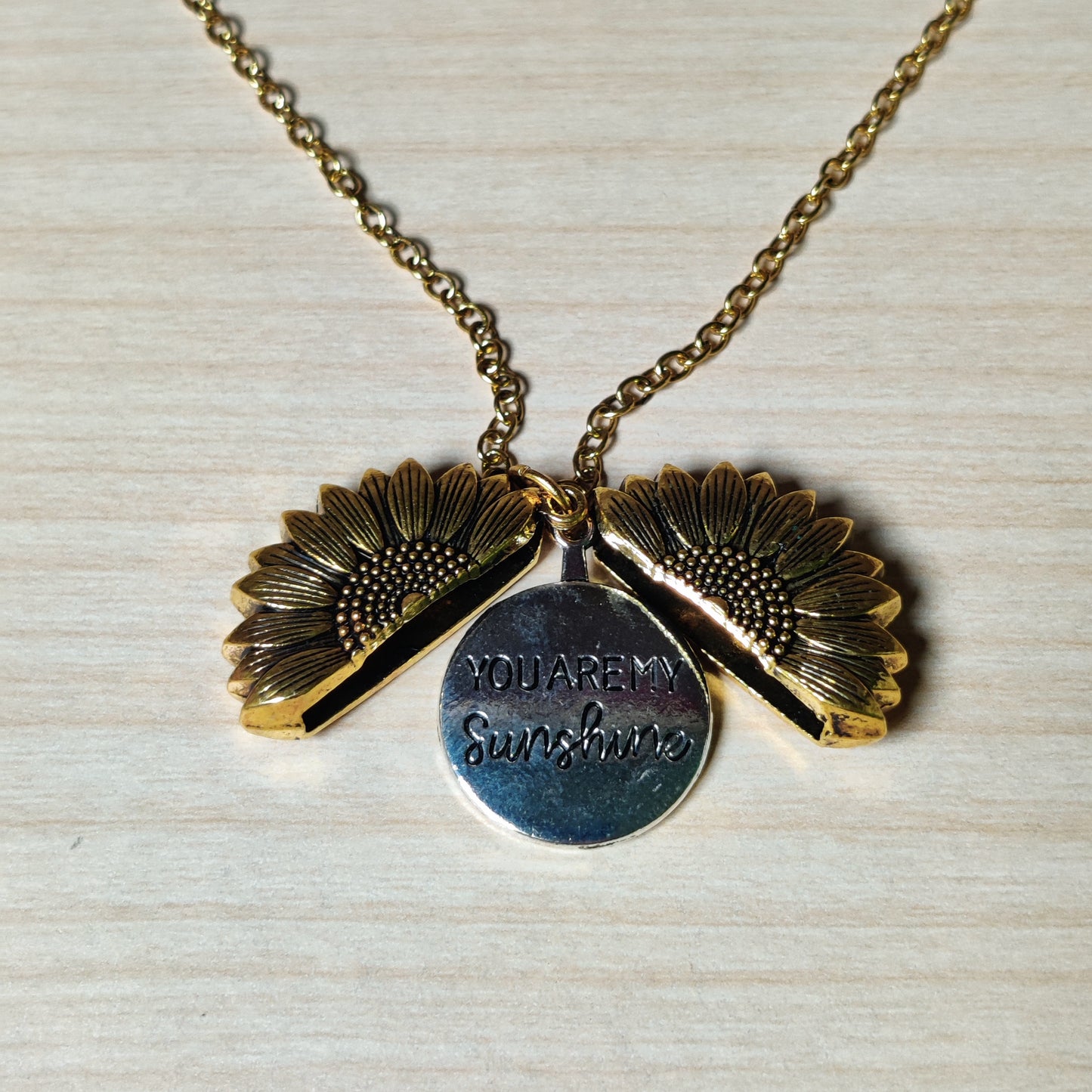 Beautiful necklace #241