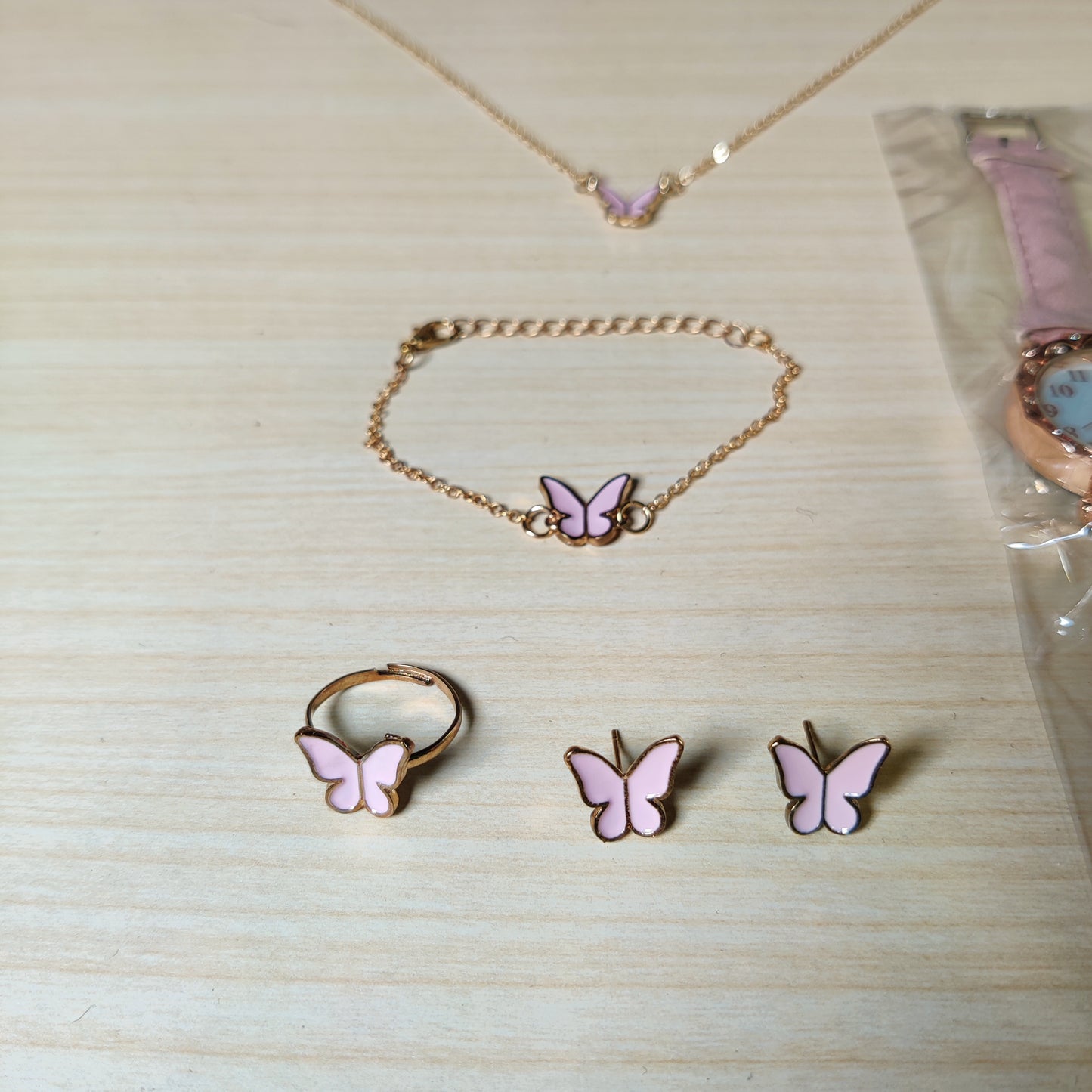 Pink Watch with jewellery set #364