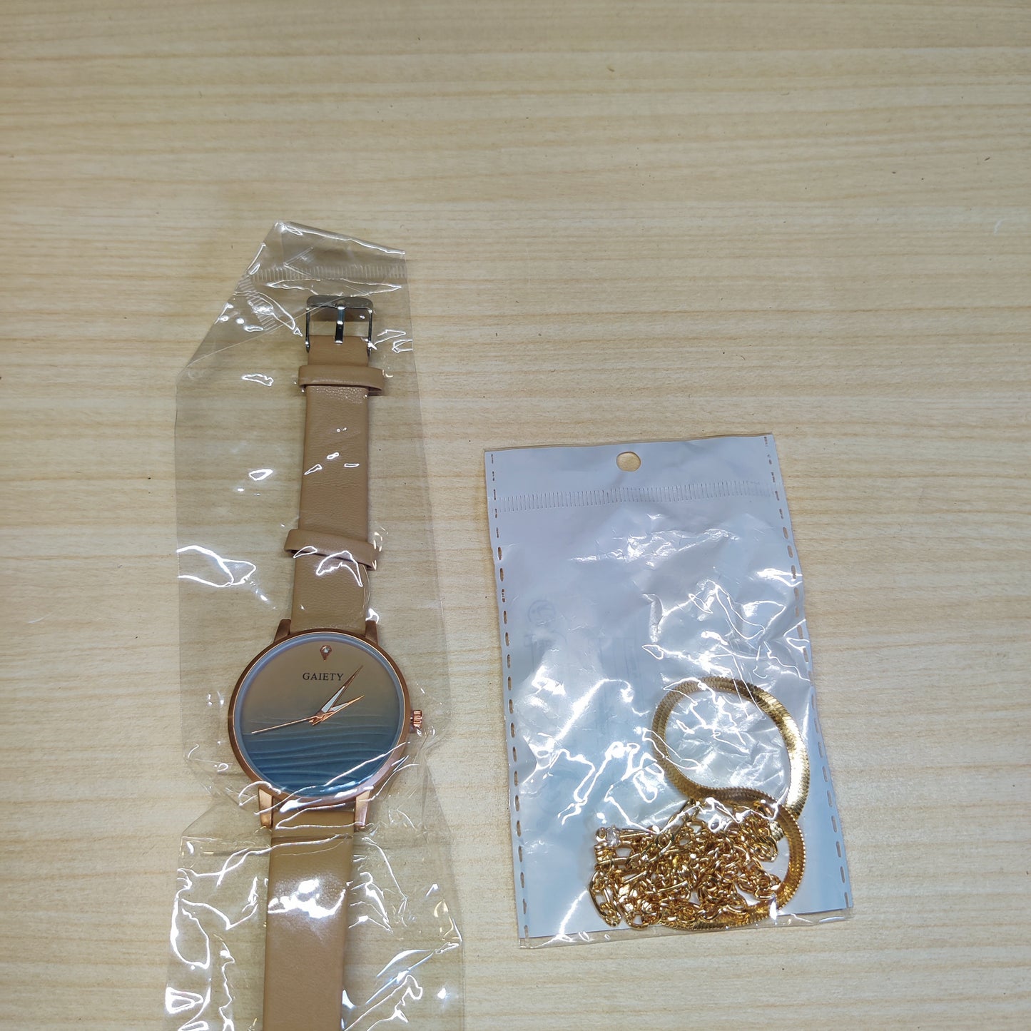 Beautiful Watch set #784