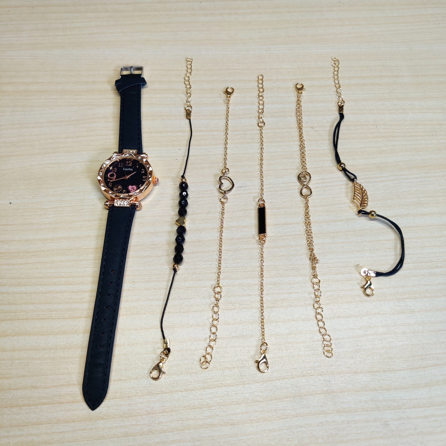 Girls Watch with 5 bracelets #831