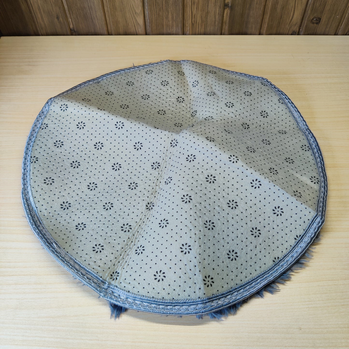 Fluffy Mat #1506