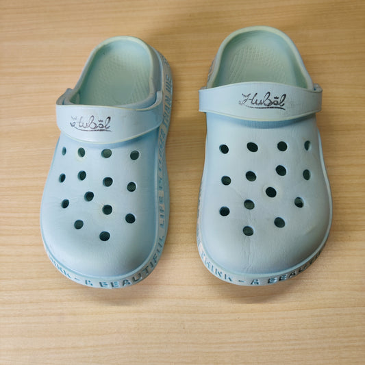Used  Kids Slippers Size 200MM