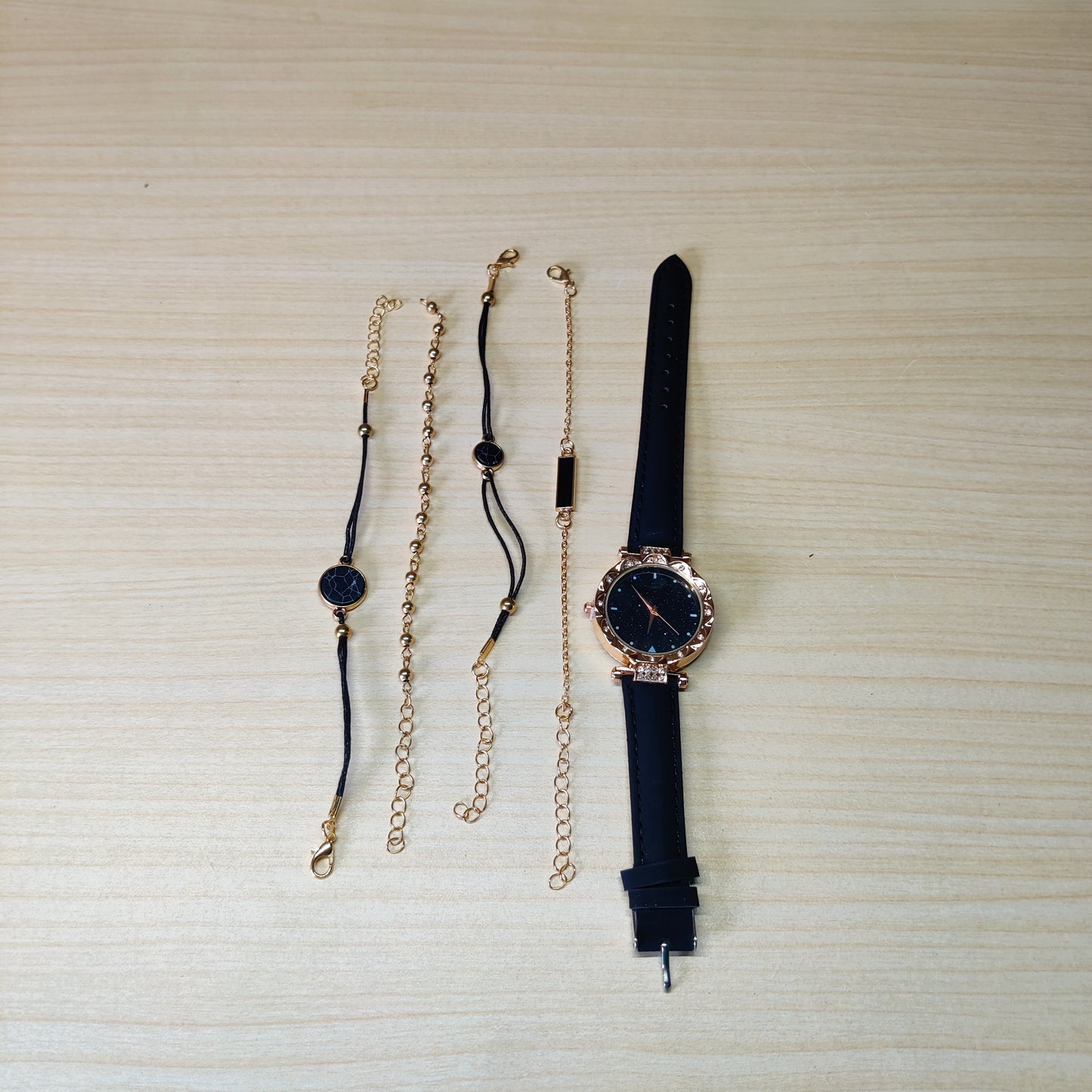 Watch Set With 5 Bracelets #2335