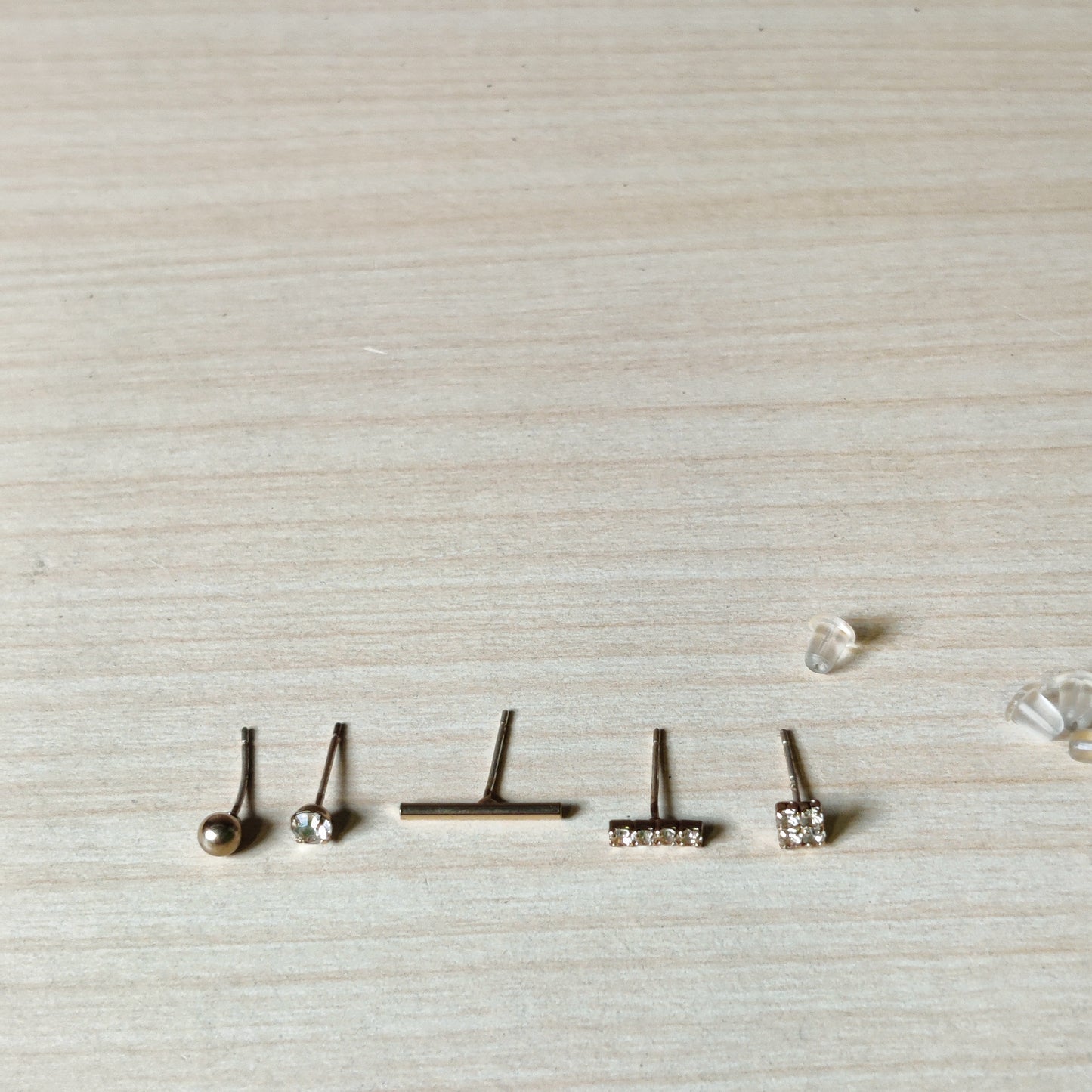 Stud Earings # 3087
