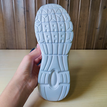 Sports Shoes Size 40 #2906