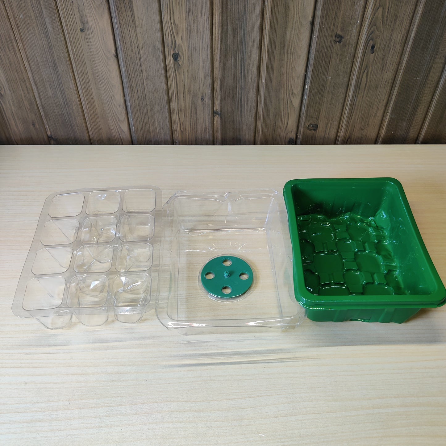Seed Starting Tray, Greenhouse Kit with Adjustable Humidity Dome and Base, Seedling Starter Plant Germination Trays 12 Cells per Tray, Green#4803