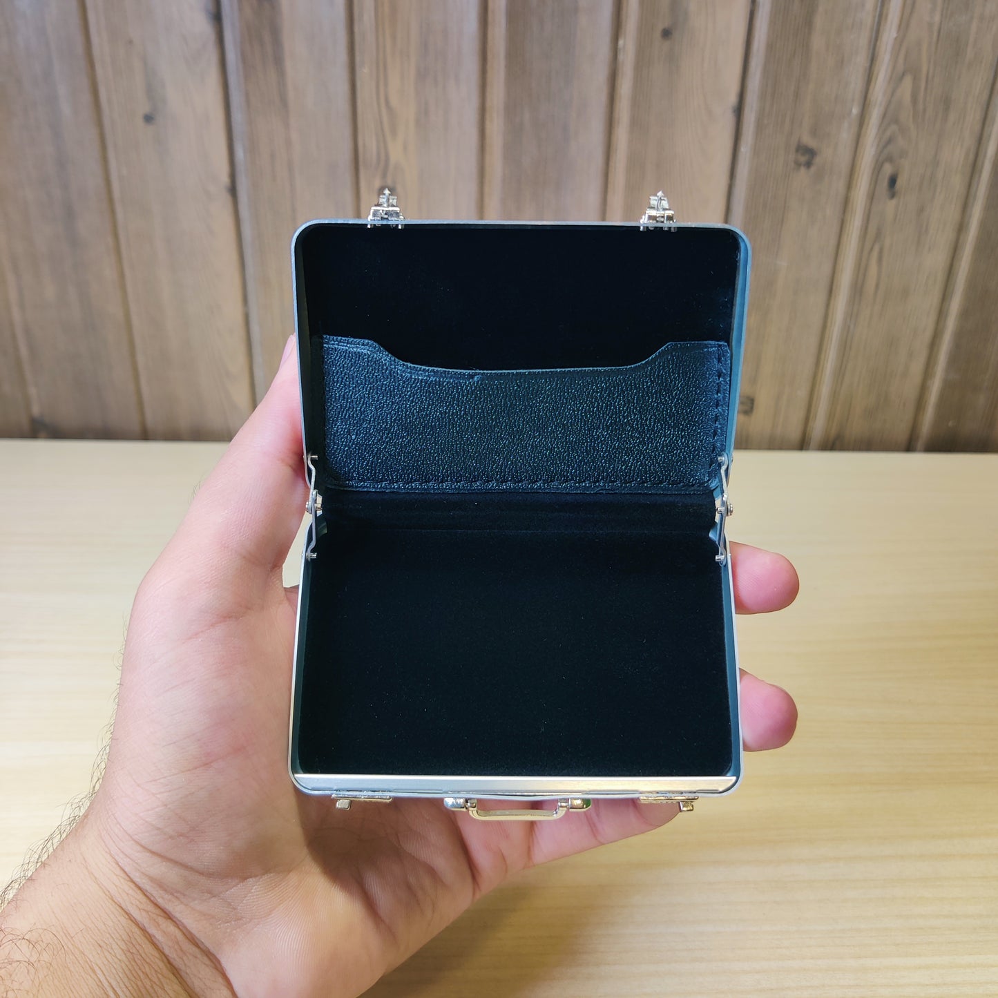 Beautifull breifcase Style Card Holder Each #4813