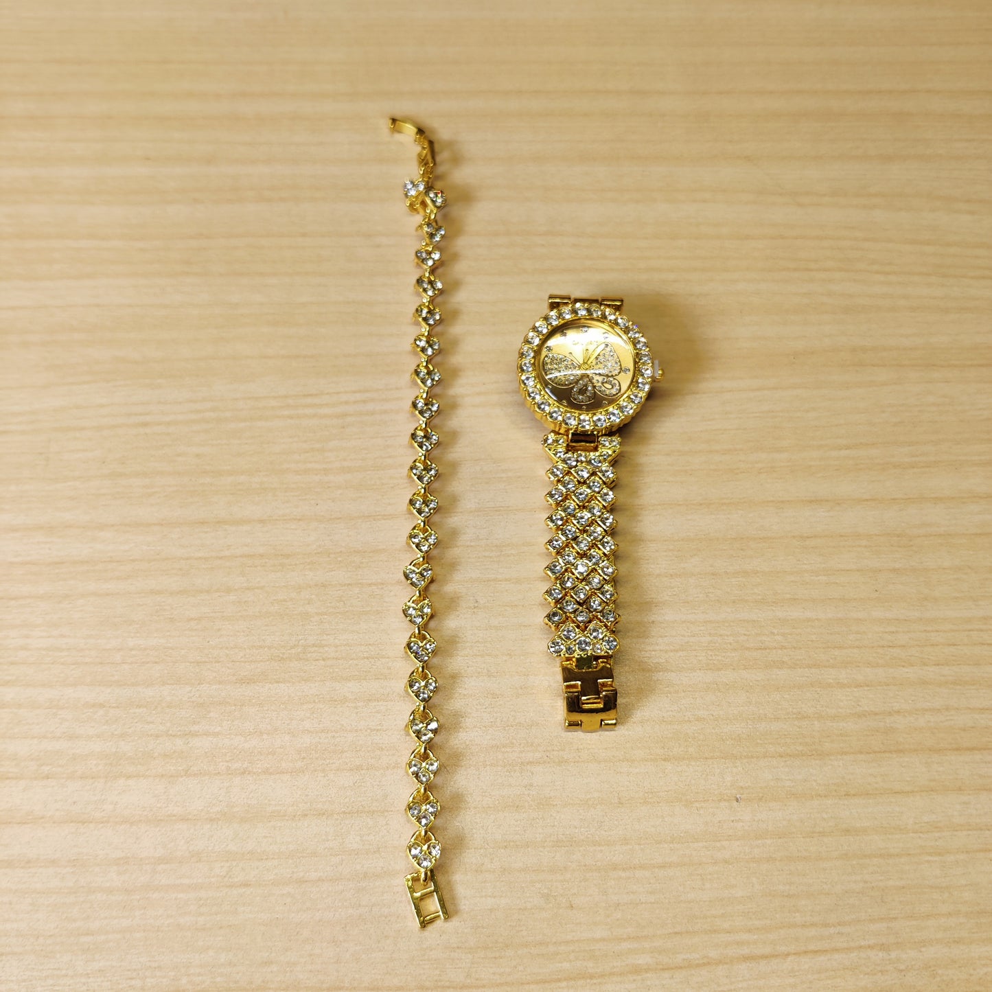 Beautiful watch With Bracelet #4870